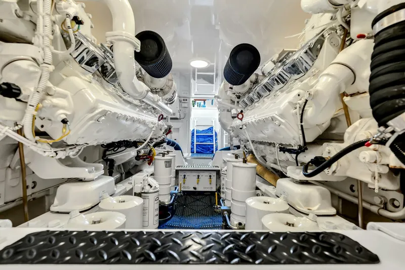 Slide: The Image of Viking 50 Convertible 2010 - 5774021