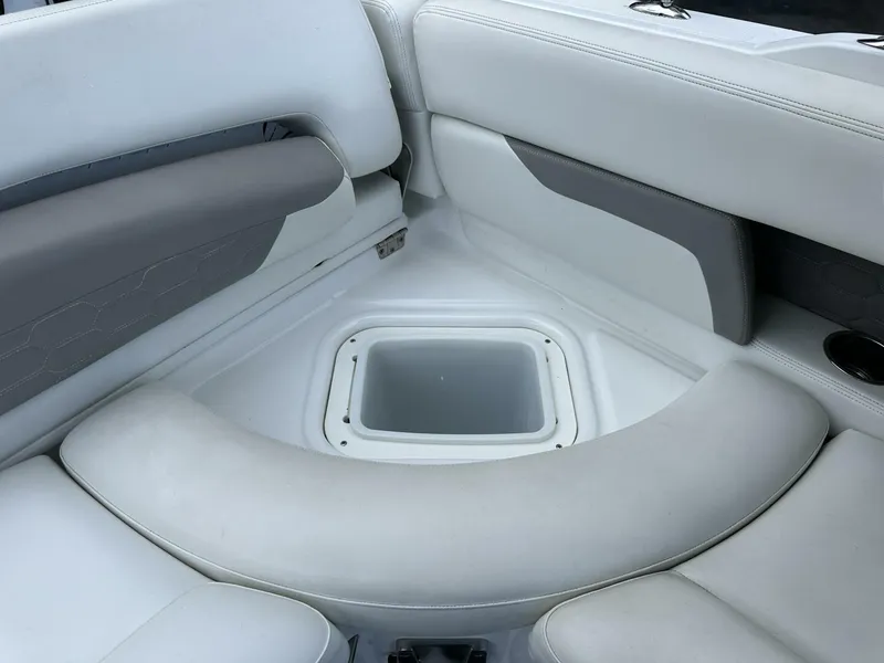 Slide: The Image of Four Winns HD 240 OB 2020 - 5792506