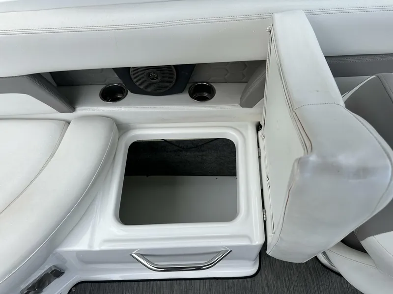 Slide: The Image of Four Winns HD 240 OB 2020 - 5792508