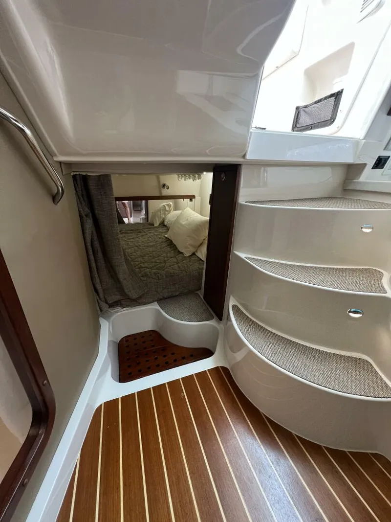 Slide: The Image of 2018 Grady-White 370 Express - BE CHUMMING - 5722389