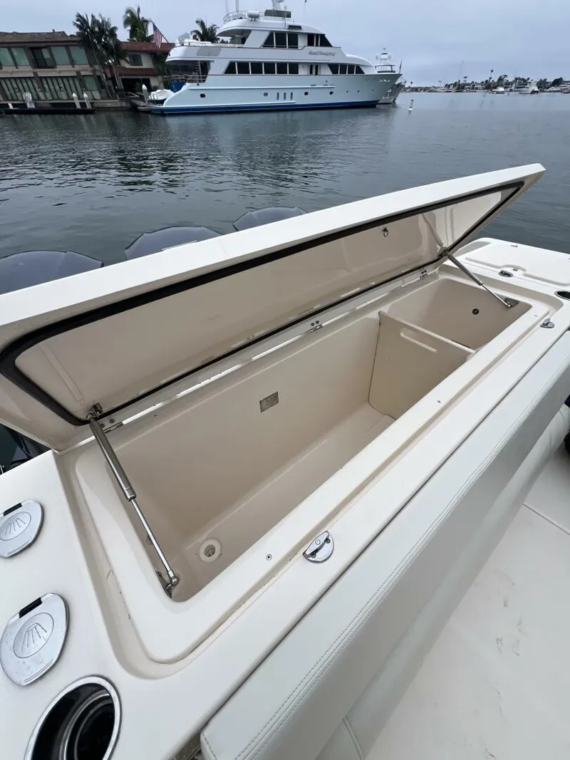 Slide: The Image of 2018 Grady-White 370 Express - BE CHUMMING - 5722397