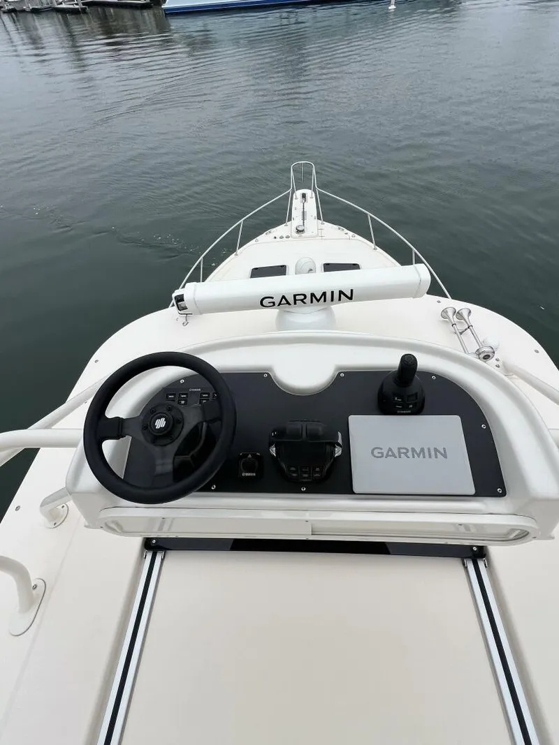 Slide: The Image of 2018 Grady-White 370 Express - BE CHUMMING - 5722404