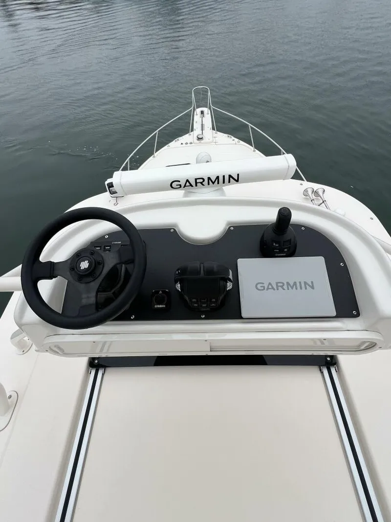 Slide: The Image of 2018 Grady-White 370 Express - BE CHUMMING - 5722406