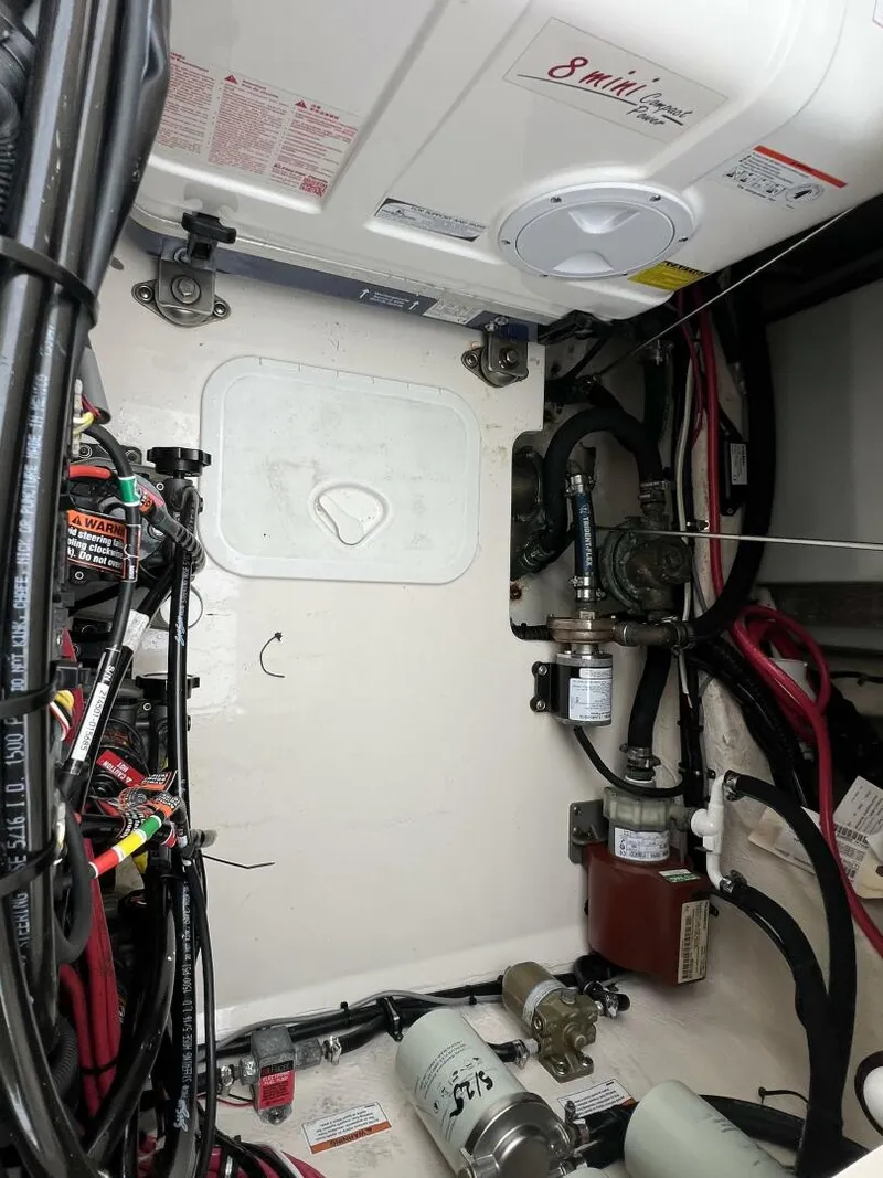 Slide: The Image of 2018 Grady-White 370 Express - BE CHUMMING - 5722408