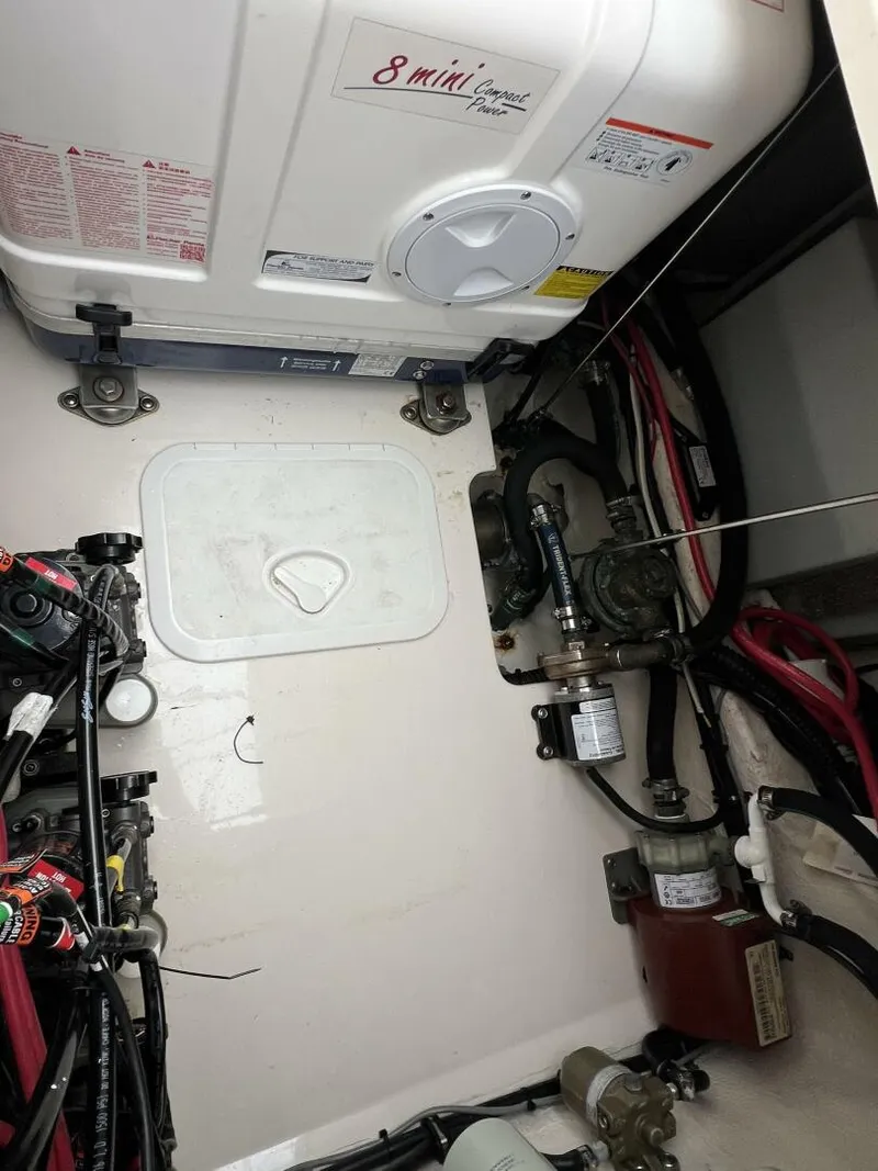 Slide: The Image of 2018 Grady-White 370 Express - BE CHUMMING - 5722409