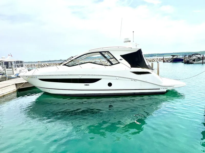 The Image of Sea Ray Sundancer 350 Coupe 2019 - 5788492