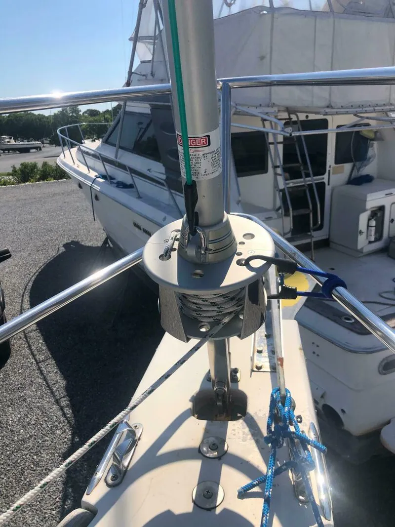 Slide: The Image of Tartan 33 1982 - 5727409