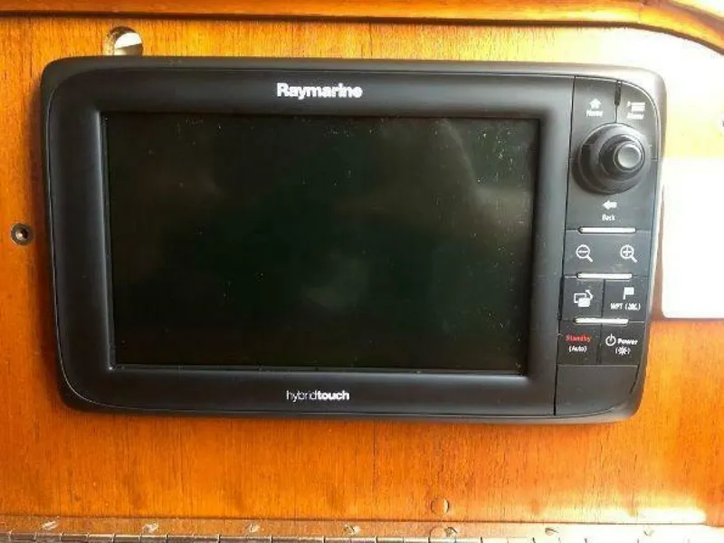 Slide: The Image of Tartan 33 1982 - 5727388