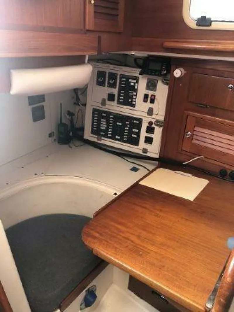 Slide: The Image of Tartan 33 1982 - 5727393