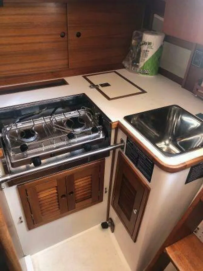 Slide: The Image of Tartan 33 1982 - 5727400