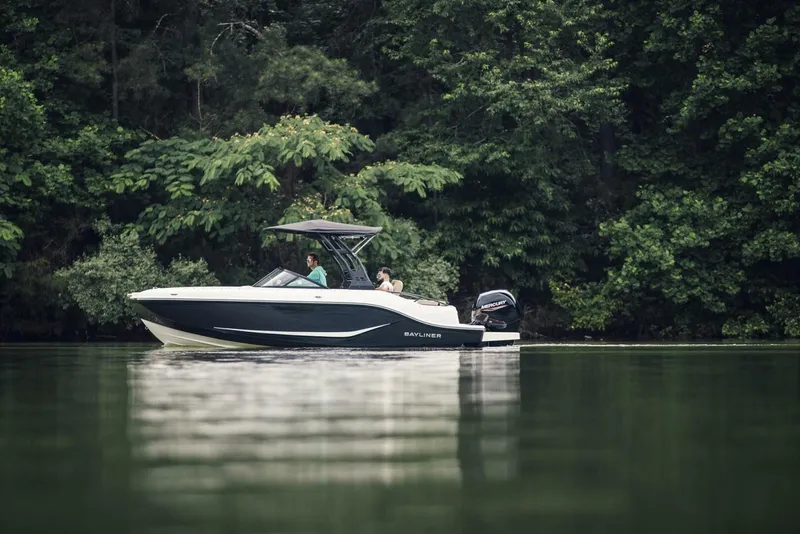 Slide: The Image of Bayliner D20 2026 - 5723853