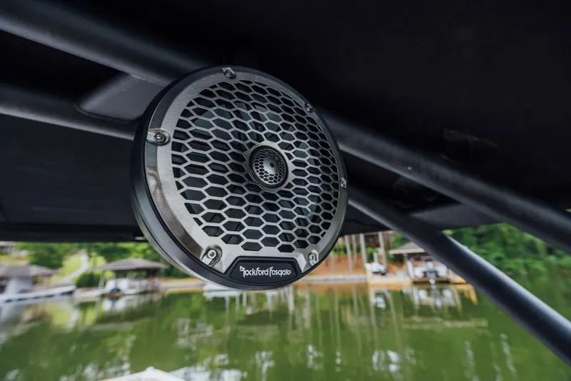 Slide: The Image of Bayliner D20 2026 - 5723859