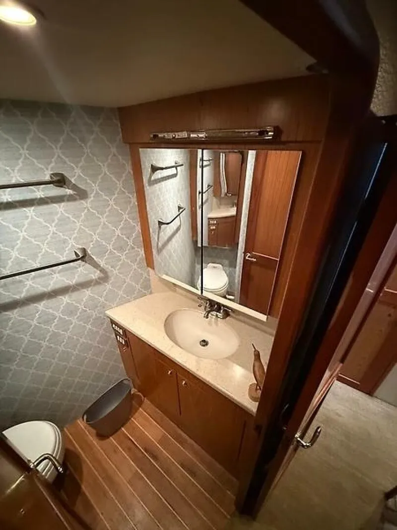 Slide: The Image of 0005424148 - 5723923