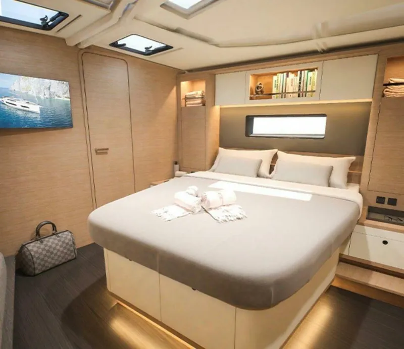 Slide: The Image of Dufour 54 2026 - 5723947