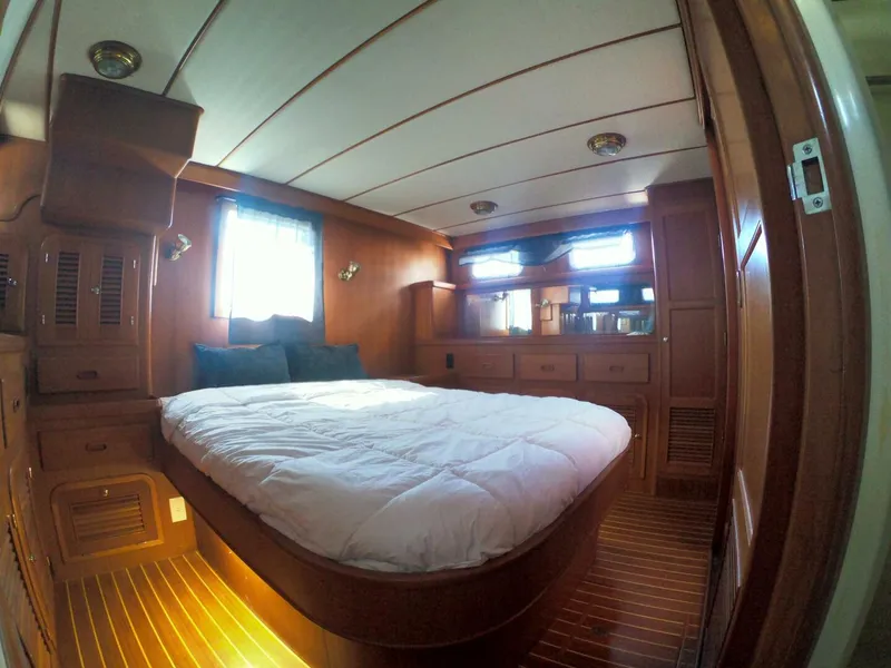 Slide: The Image of Heritage East 36 2001 - 5724219