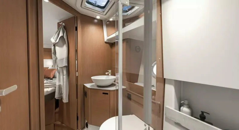 Slide: The Image of Beneteau ST 37 Fly 2026 - 5784465