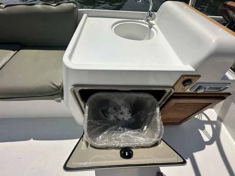 Slide: The Image of Custom Venetian Vision 2 2007 - 5724736