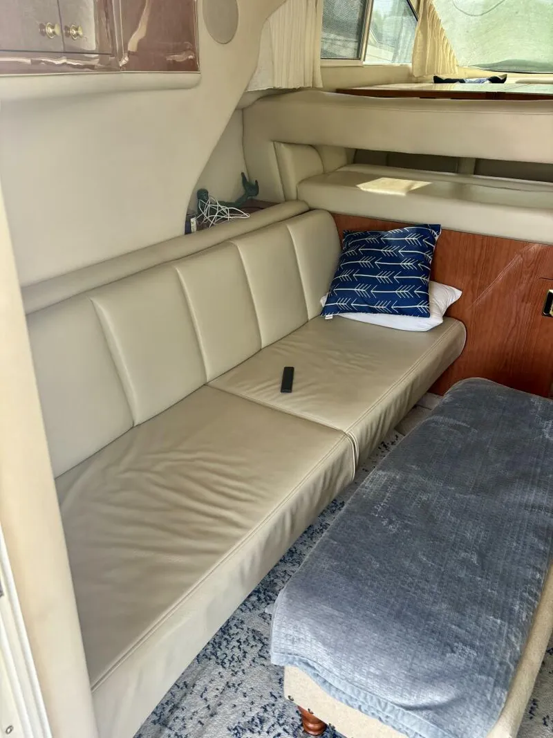 Slide: The Image of Sea Ray 400 Sedan Bridge 1999 - 5725000