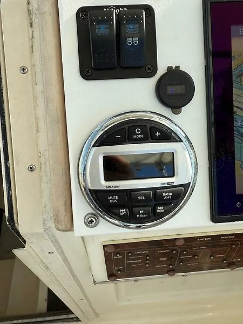 Slide: The Image of 0005428572 - 5724987