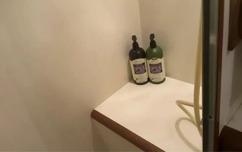 Slide: The Image of Ocean Alexander 42 Aft Cabin 1988 - 5725131