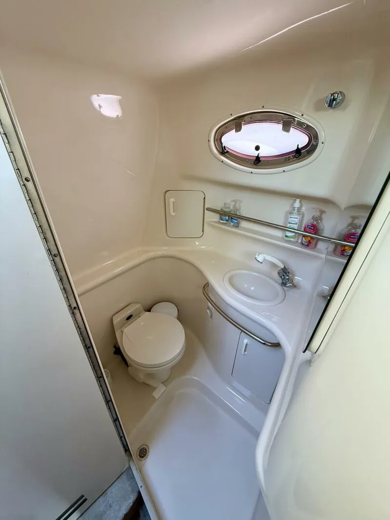 Slide: The Image of Sea Ray 330 Sundancer 1998 - 5725149