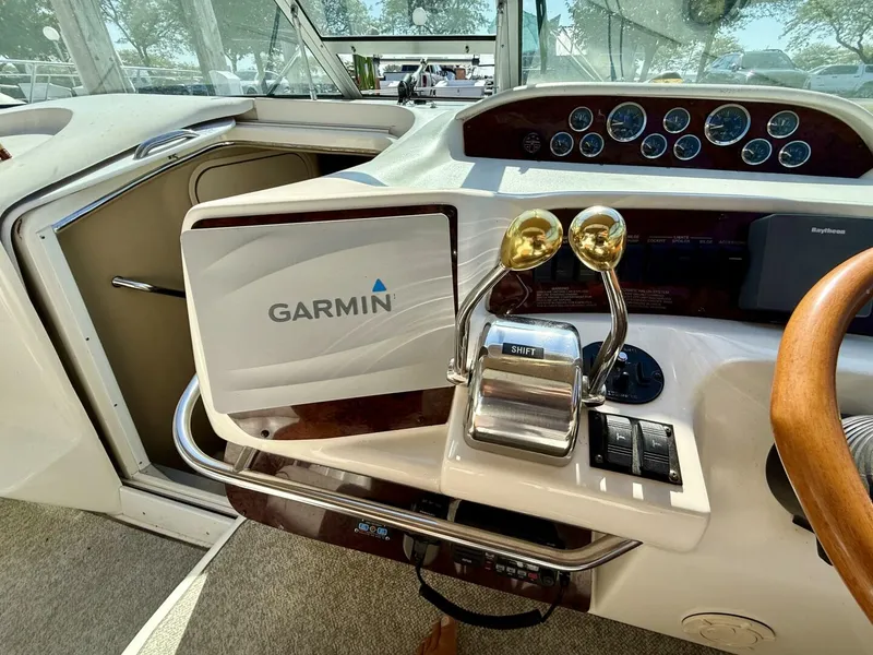 Slide: The Image of Sea Ray 330 Sundancer 1998 - 5725121