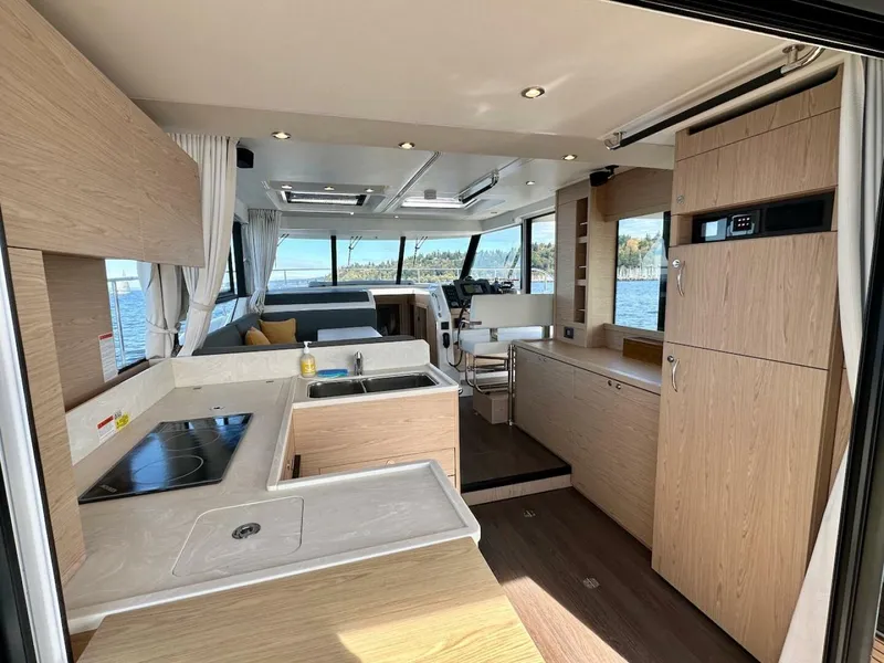 Slide: The Image of Beneteau Swift Trawler 41 Sedan 2024 - 5730292