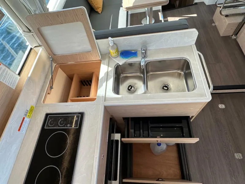 Slide: The Image of Beneteau Swift Trawler 41 Sedan 2024 - 5730296