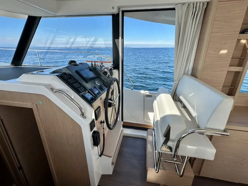 Slide: The Image of Beneteau Swift Trawler 41 Sedan 2024 - 5730313