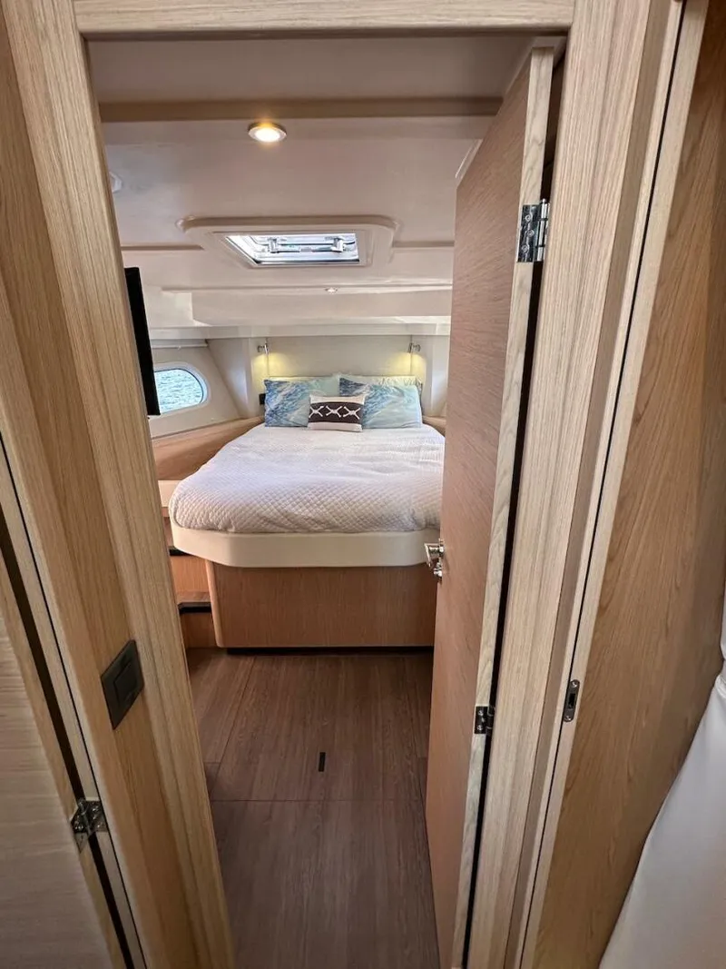 Slide: The Image of Beneteau Swift Trawler 41 Sedan 2024 - 5730319