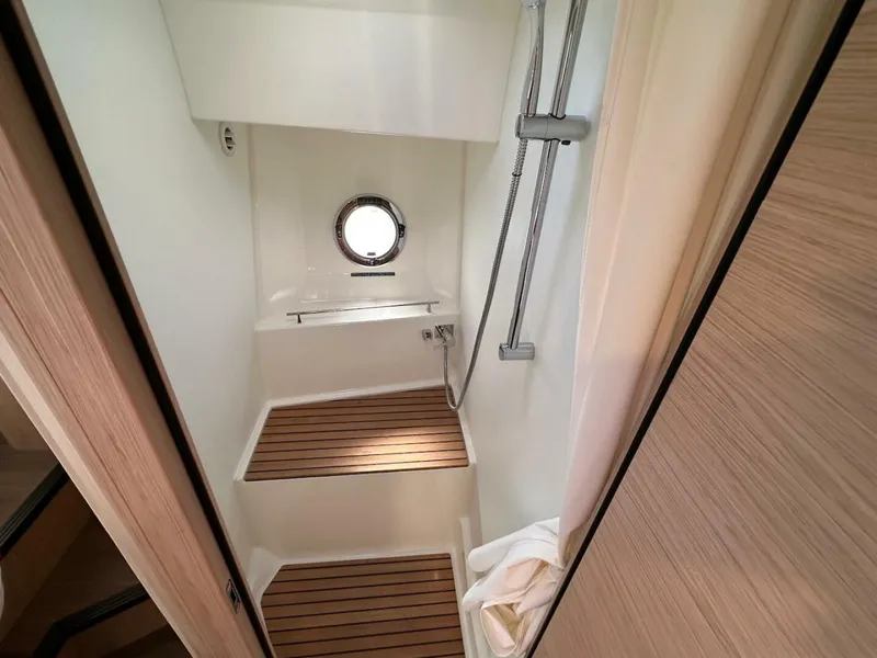 Slide: The Image of Beneteau Swift Trawler 41 Sedan 2024 - 5730324