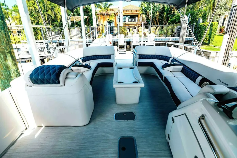 Slide: The Image of Deck Seating - 7681280