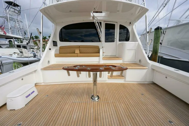 Slide: The Image of Viking 72 TAMI ANN - Cockpit 2021 Viking 72 Convertible TAMI ANN - 5725682