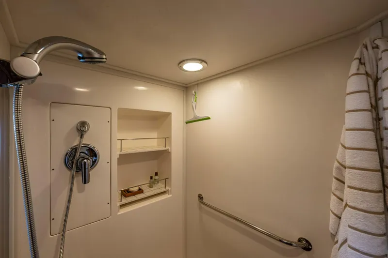 Slide: The Image of Grand Banks 59 Aleutian Raised Pilothouse 2007 - 5726017