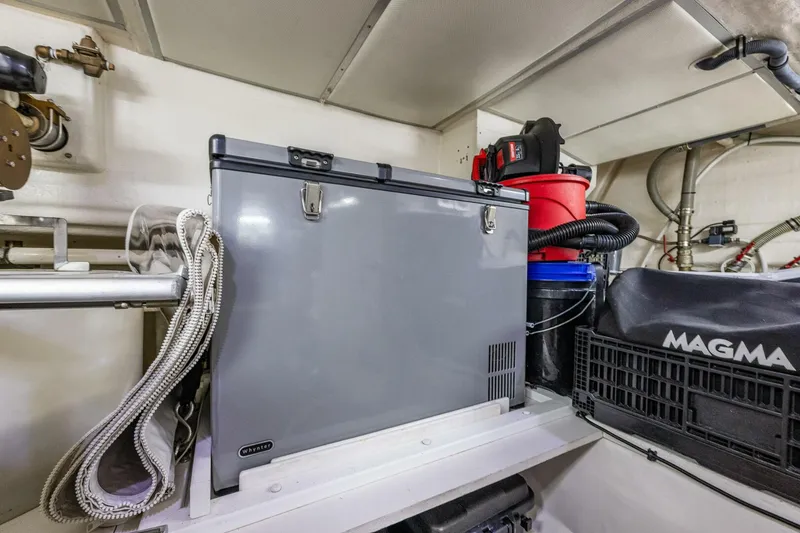 Slide: The Image of Grand Banks 59 Aleutian Raised Pilothouse 2007 - 5726119