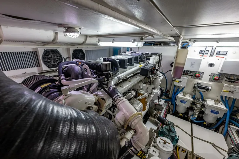 Slide: The Image of Grand Banks 59 Aleutian Raised Pilothouse 2007 - 5726129