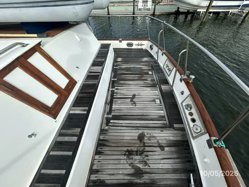 Slide: The Image of 42' Grand Banks aftdeck starboard - 5726256