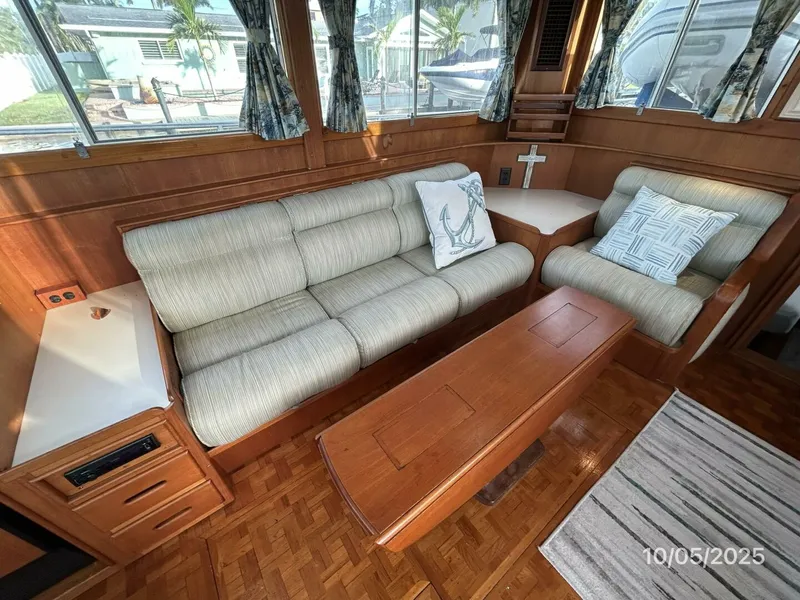 Slide: The Image of 42' Grand Banks salon starboard aft seating - 5726322