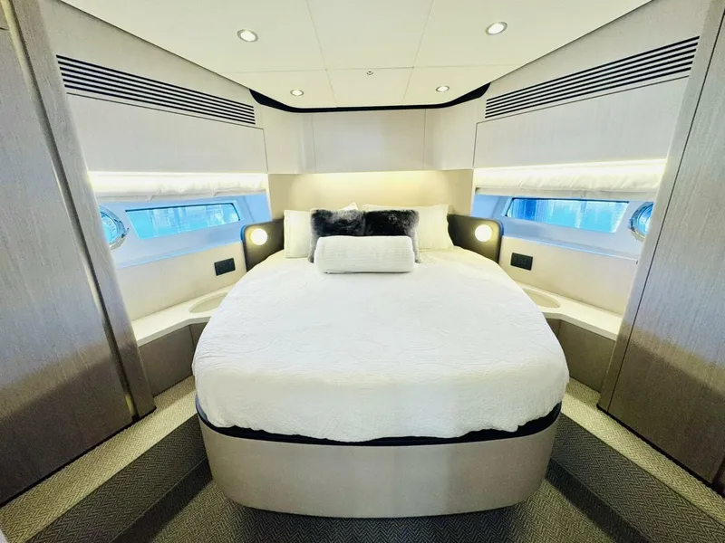 Slide: The Image of 2019 Azimut 55 - Guest VIP Stateroom - 5726578
