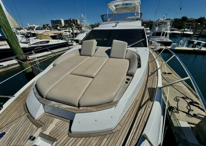 Slide: The Image of 2019 Azimut 55 - Bow Sunpads - 5726612