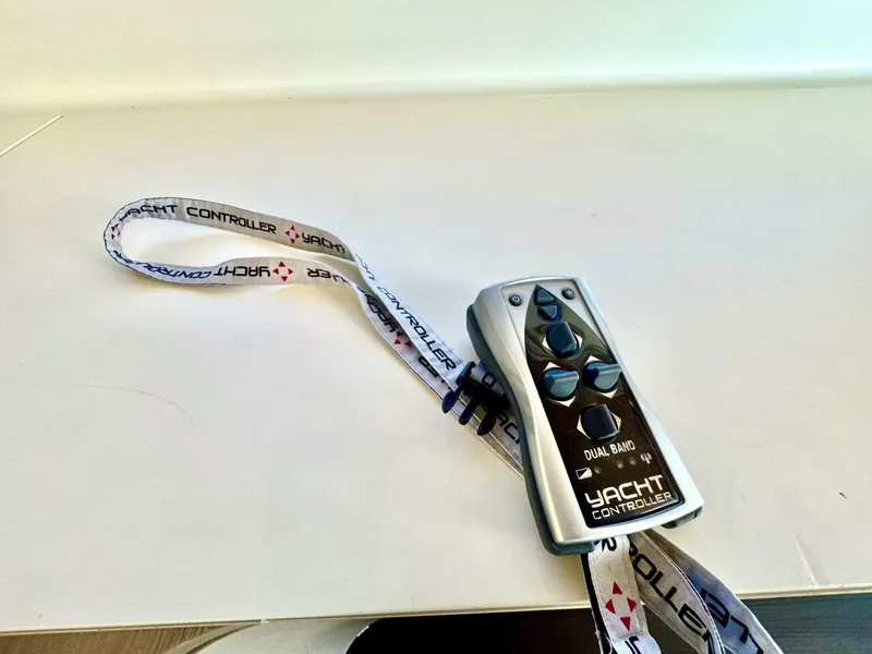 Slide: The Image of 2019 Azimut 55 - Yacht Controller - 5726579