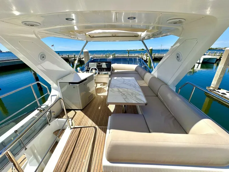 Slide: The Image of 2019 Azimut 55 - Flybridge  - 5726590