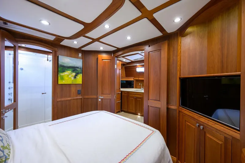 Slide: The Image of Guest Stateroom Berth - 5726615