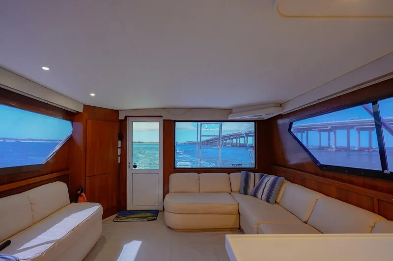 Slide: The Image of 1994 Hatteras 46 Convertible- CHANGE ORDER- Salon - 5727028