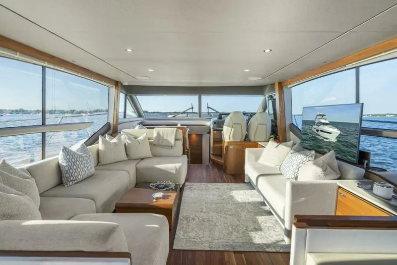 Slide: The Image of Princess F62 Stumped- Salon 2020 Princess Flybridge Stumped - 5727267