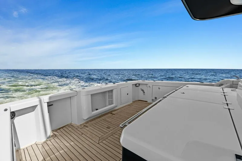 Slide: The Image of 2025 Maritimo M600 "Good Decisions" - 5728016