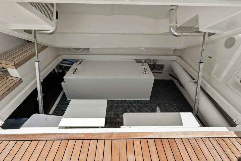 Slide: The Image of 2025 Maritimo M600 "Good Decisions" - 5728122