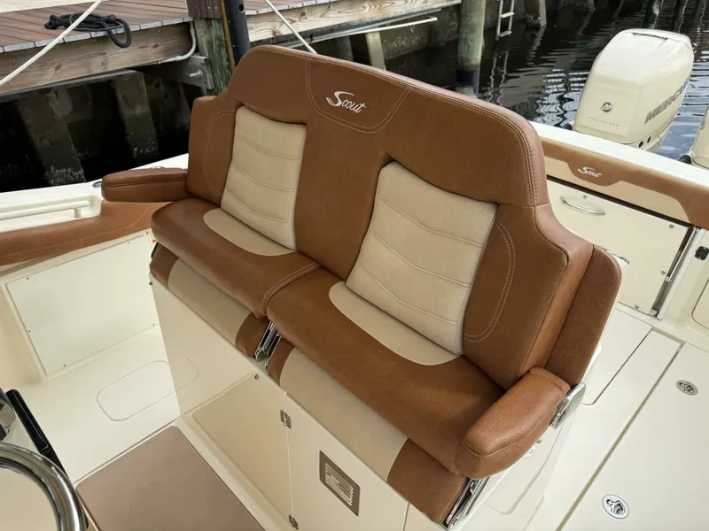 Slide: The Image of Scout 320 LXF 2019 - 5727569