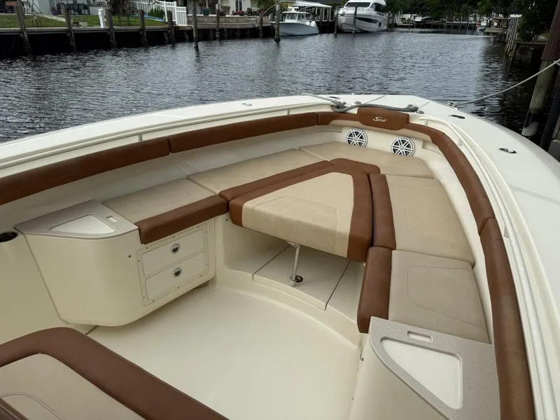 Slide: The Image of Scout 320 LXF 2019 - 5727572