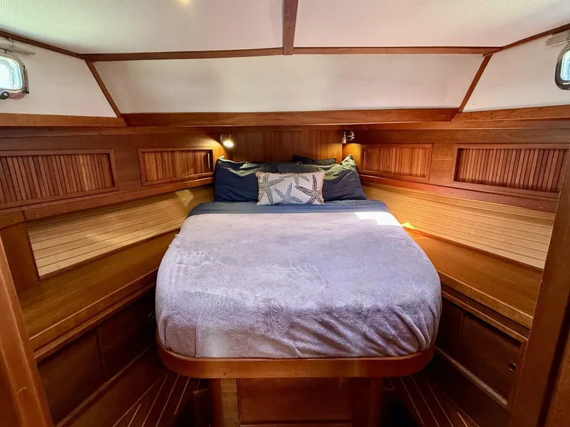 Slide: The Image of Sabre 42 Sedan 2006 - 5727514